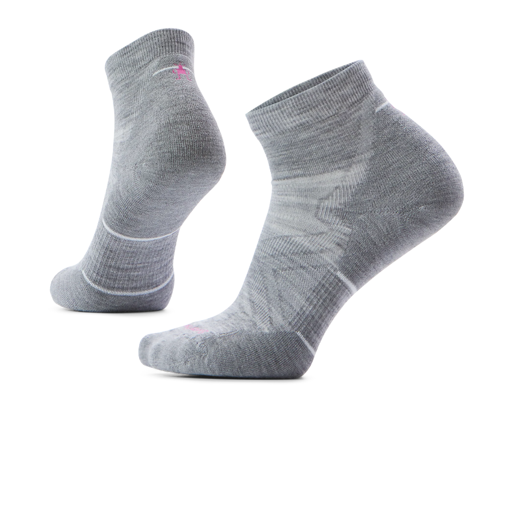SmartWool Run Targeted Cushion Women's Ankle Socks | Light Grey/White