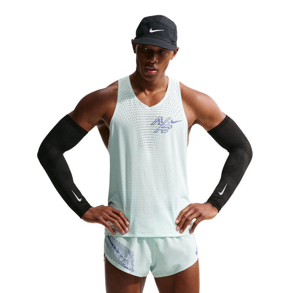 Nike Dri-FIT ADV Aeroswift Men's Running Vest | Barely Green/Lapis