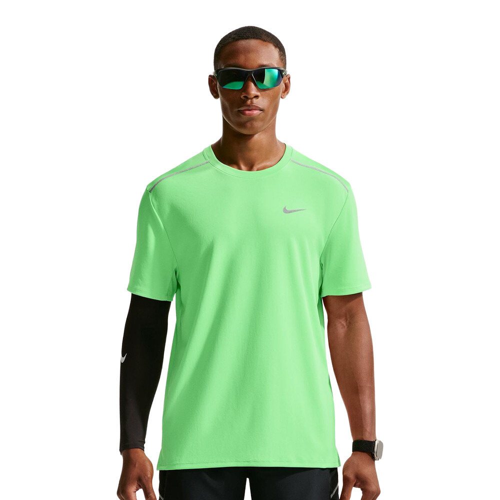 Nike Dri-FIT Miler Men's Running T-Shirt | Illusion Green/Cucumber Calm