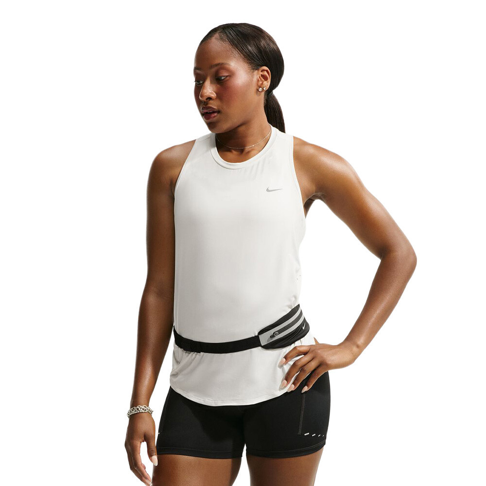 Nike Swift Dri-FIT Women's Running Vest | Sail/Reflective Silver