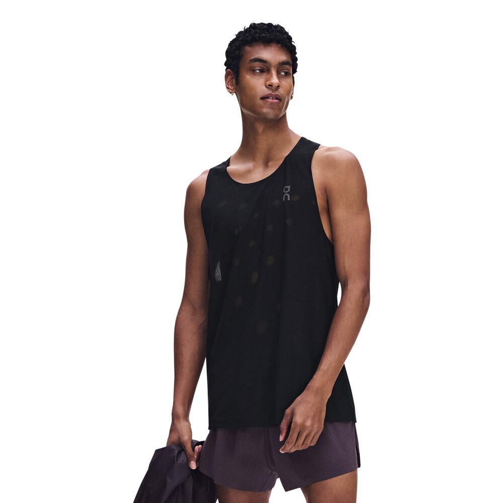 On Running On Zero Breathe Men's Running Vest | Black