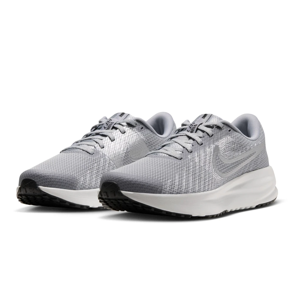 Nike Run Defy Women's Running Shoes | Wolf Grey/Metallic Silver/Off White — photo 1