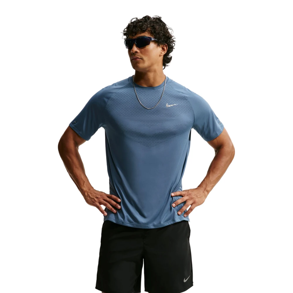 Nike Stride Dri-FIT ADV Men's T-Shirt | New Slate/Reflective Silver