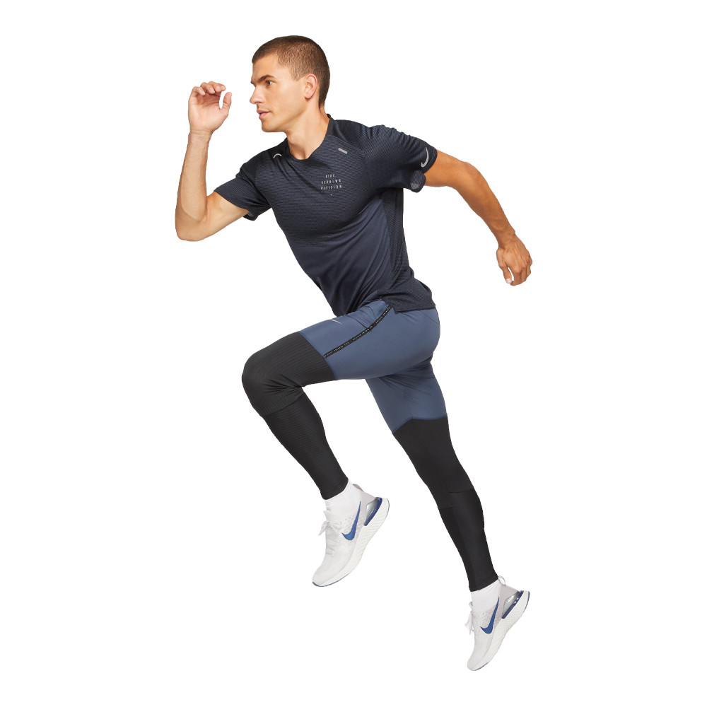 Nike Dri-FIT ADV Run Division Techknit T-Shirt - FA21