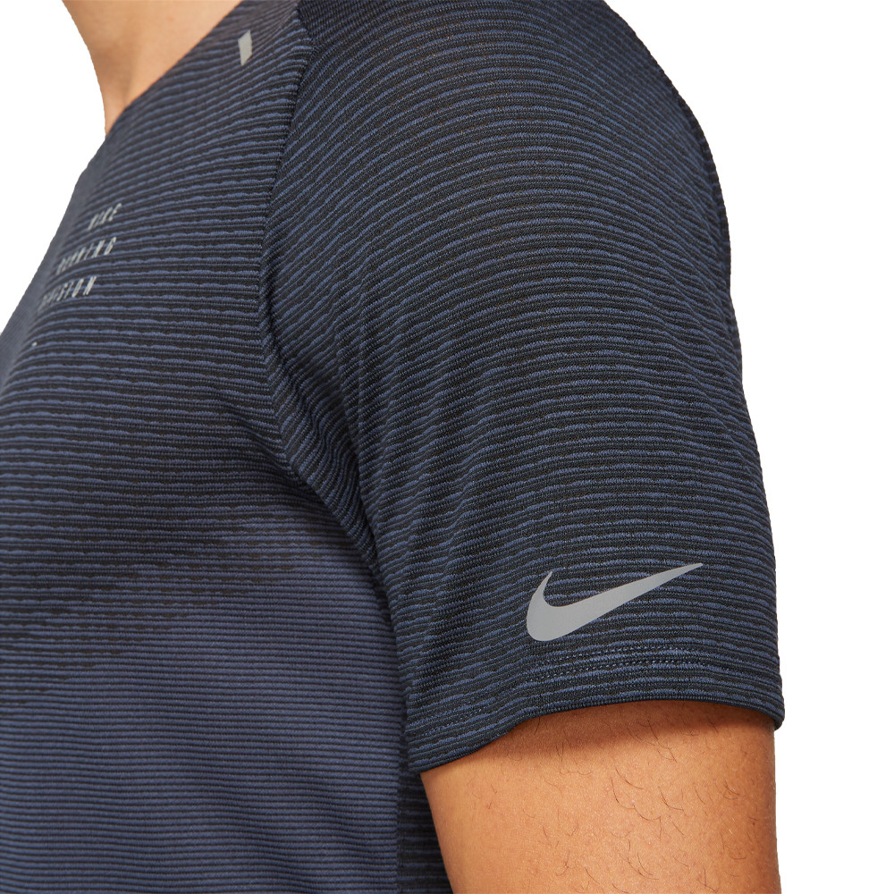 Nike Dri-FIT ADV Run Division Techknit T-Shirt - FA21