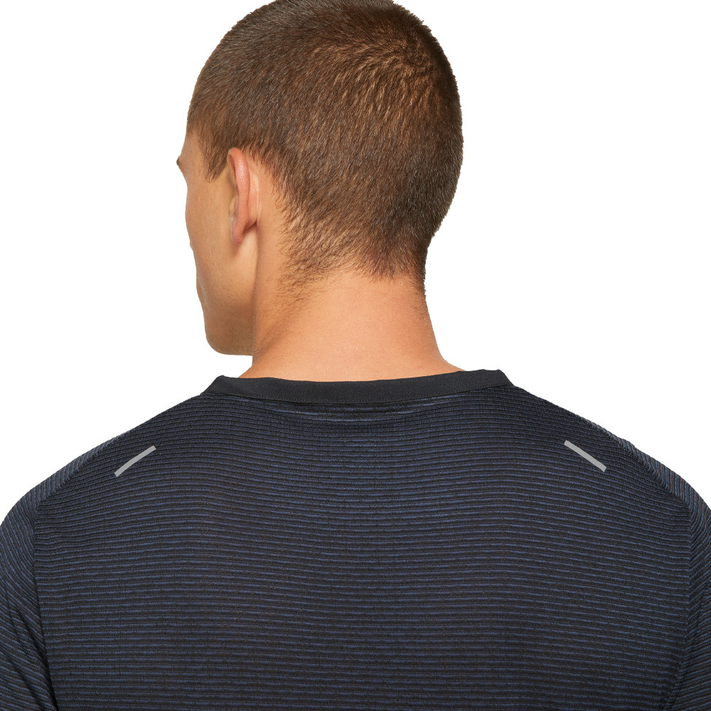 Nike Dri-FIT ADV Run Division Techknit T-Shirt - FA21