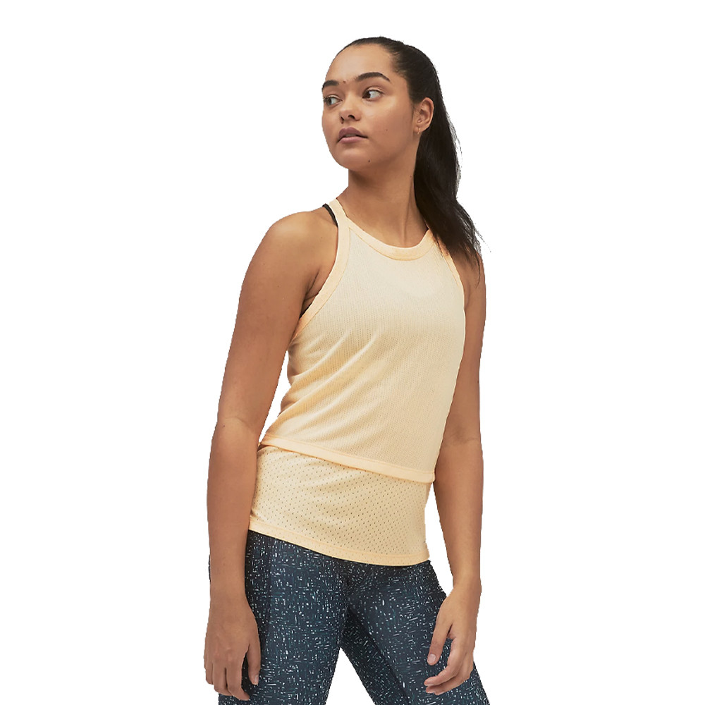 New Balance Camiseta New Balance Impact Run Hybrid para mujer - AW21