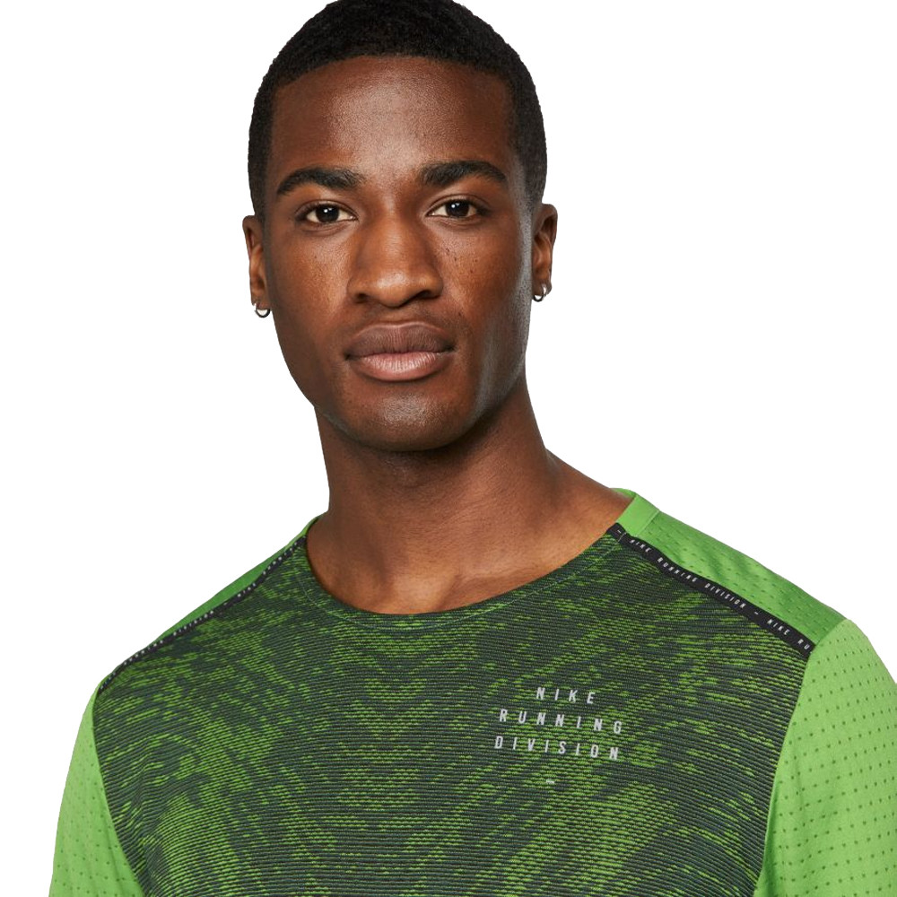 Nike Dri-FIT Run Division Rise 365 t-shirt de running - SU22