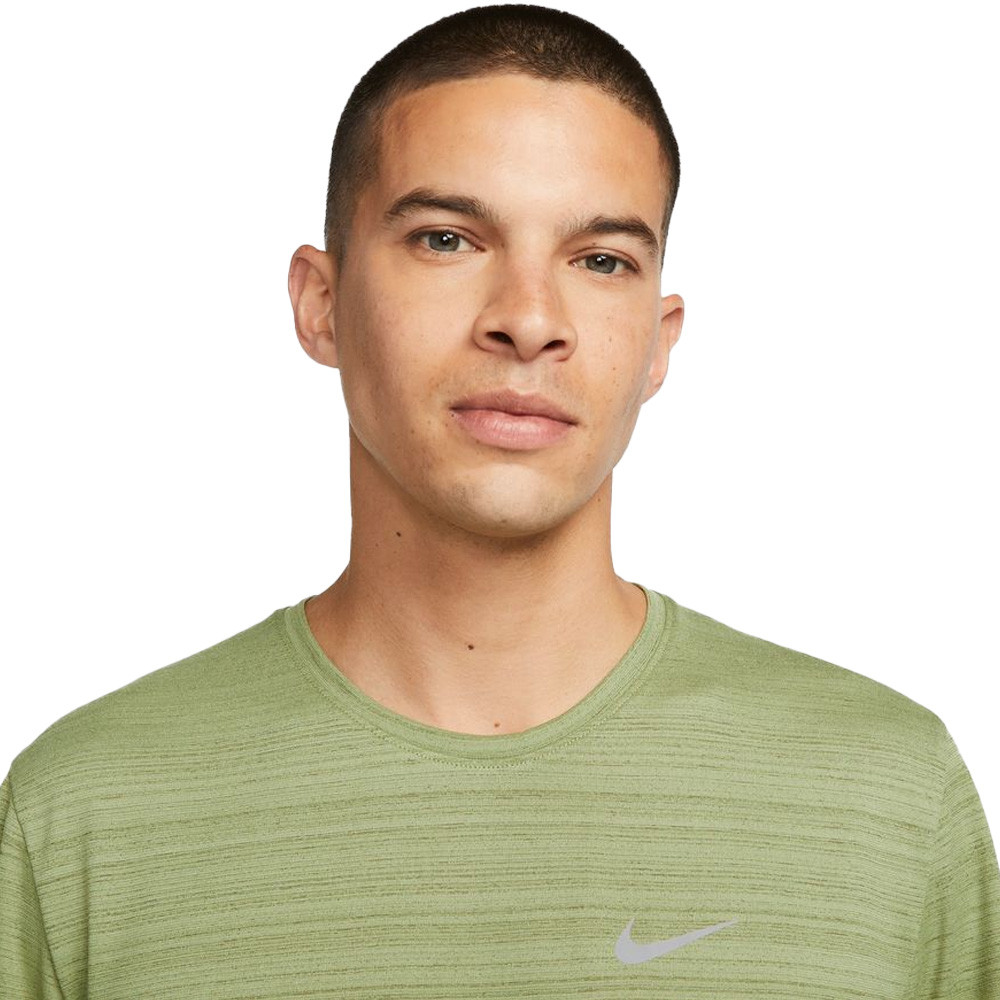 Nike Dri-FIT Miler Lauf-T-Shirt - SP23