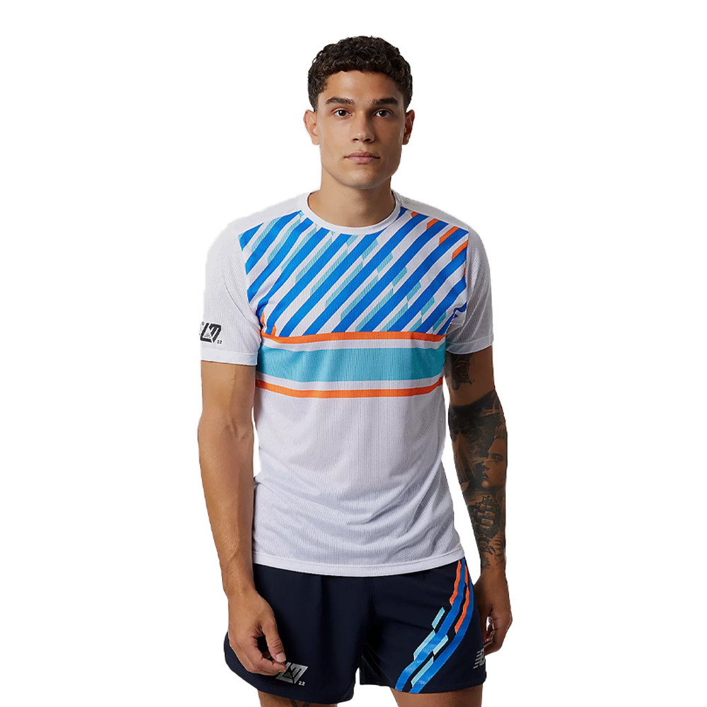 New Balance London Edition Printed Impact Run Camiseta - AW22