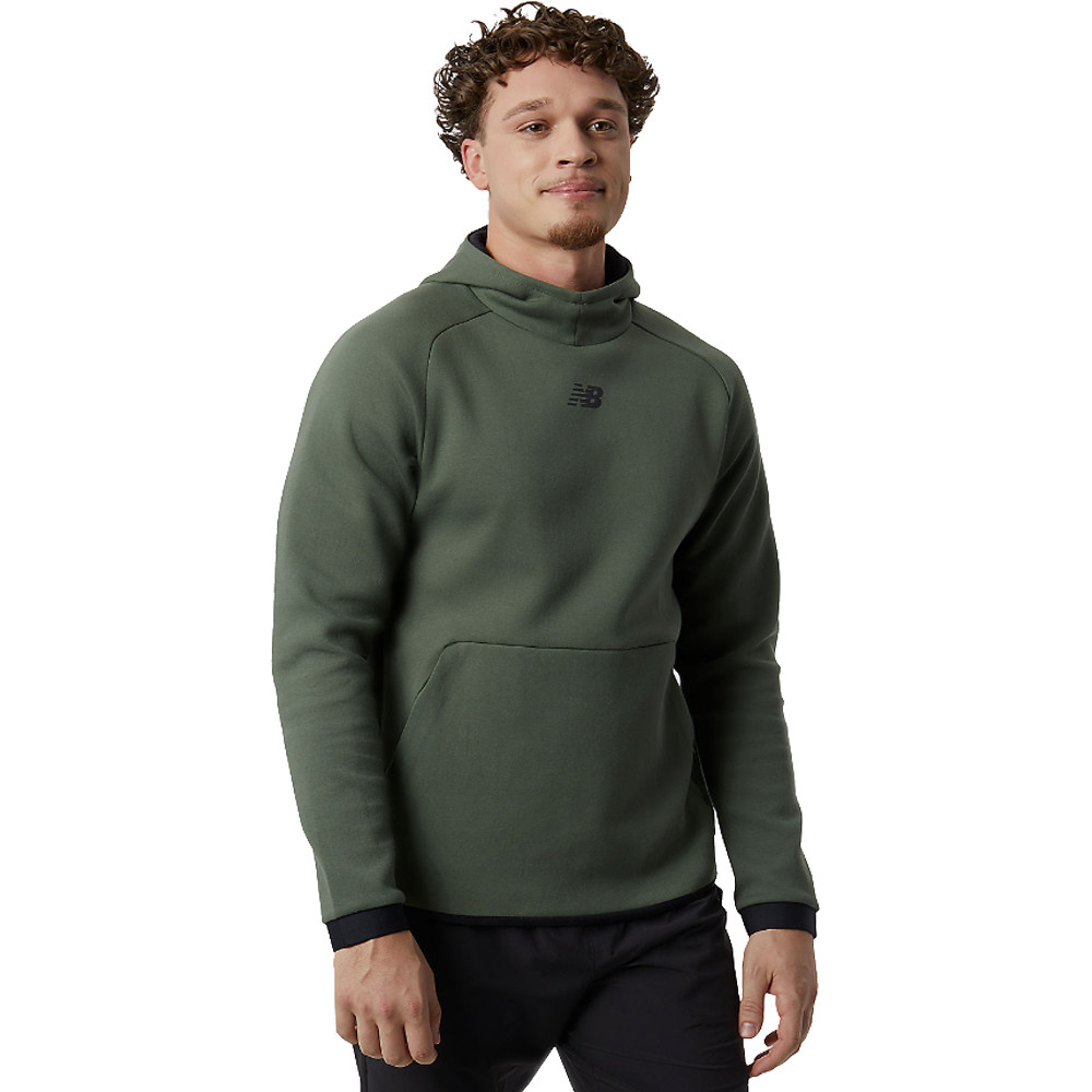 New Balance R.W.Tech in felpa Pullover Hoodie - AW22