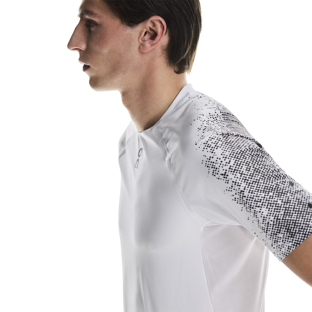On Running On Ultra-T hombre trail camiseta running - AW25