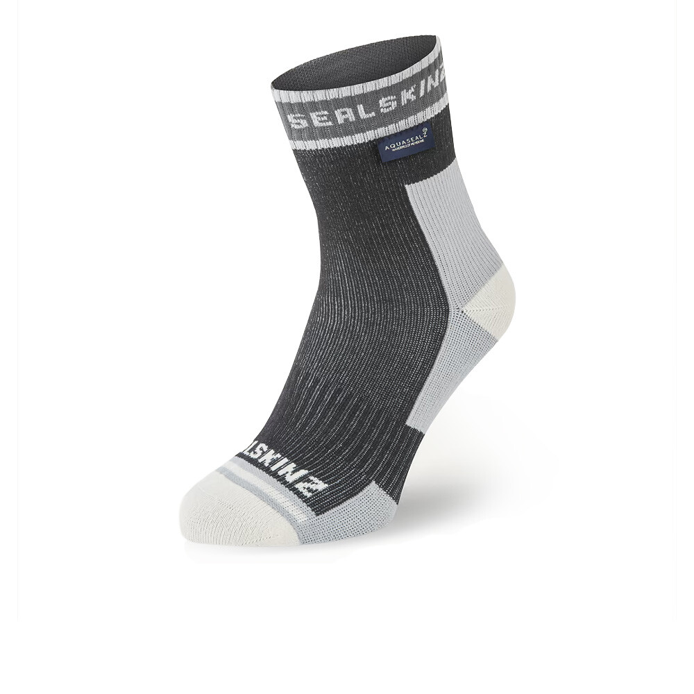 SealSkinz Halverstone Lightweight Waterproof Running Ankle Socks - AW25