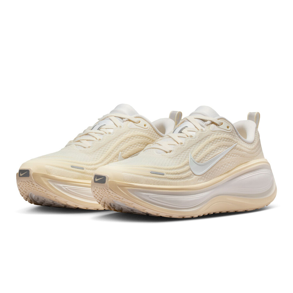 Nike Vomero Plus Women's Running Shoes - HO25