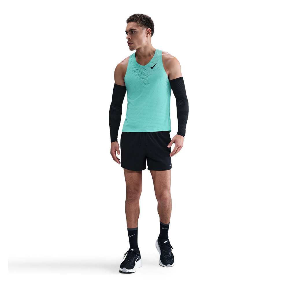 Nike Dri-FIT ADV Aeroswift Men's Running Vest - HO25