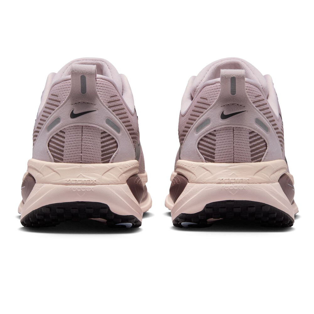 Nike Vomero 18 Women's Running Shoes - SP26