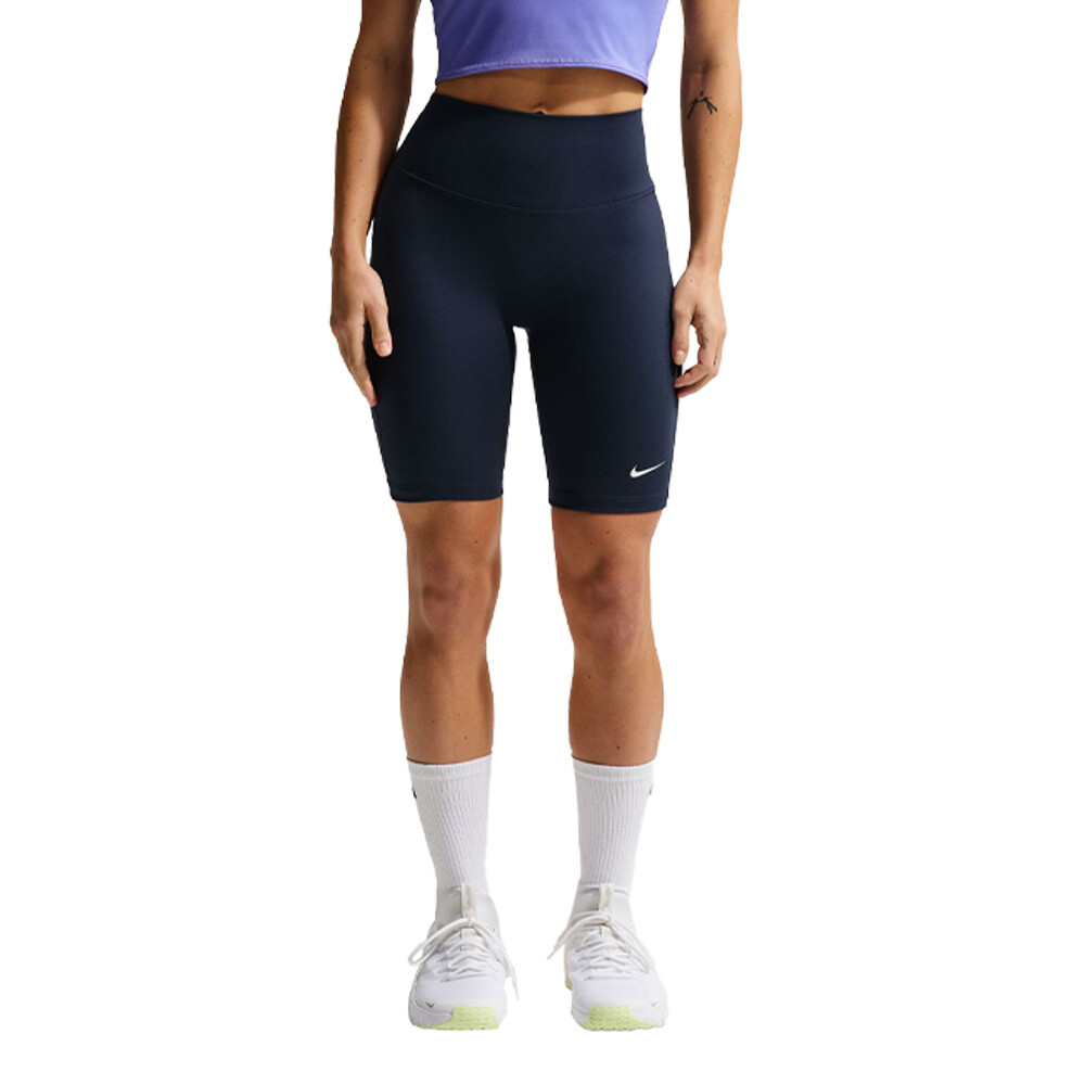 Nike Dri-FIT One 8 Pollice Donna Biker Pantaloncini - SP26 Nike Dri-FIT One 8 Pollice Donna Biker Pantaloncini - SP26