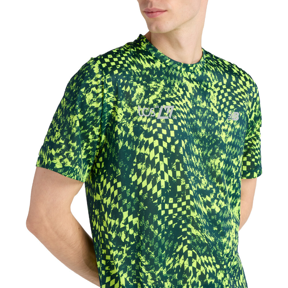 New Balance London Edition RC Essential Printed Uomo T-Shirt - SS26