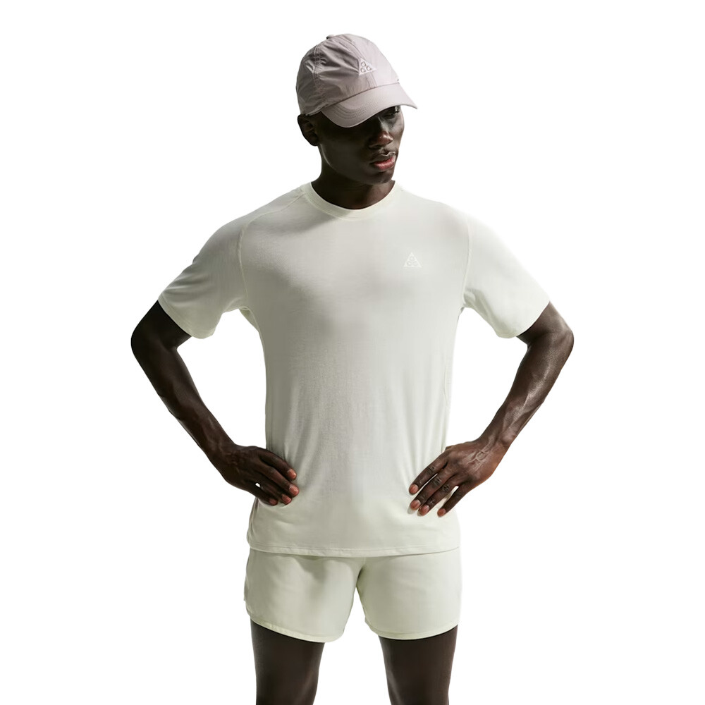 Nike ACG Dri-FIT ADV Solar Chase Men's Trail Running T-Shirt - SU26