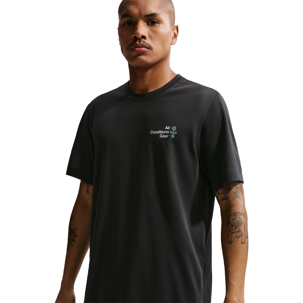 Nike ACG Dri-FIT Men's T-Shirt - SU26