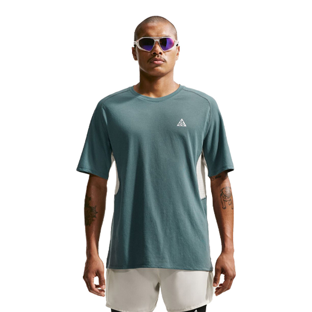 Nike ACG Dri-FIT ADV Solar Chase Men's Trail Running T-Shirt - SU26