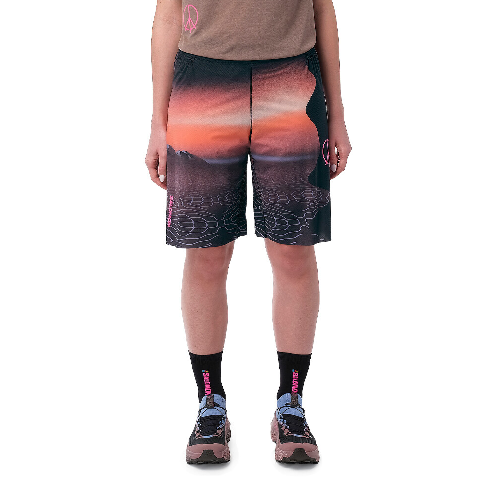 Salomon Shortney 10 Zoll Courtney Edition Damen Laufshorts - AW26 Salomon Shortney 10 Zoll Courtney Edition Damen Laufshorts - AW26