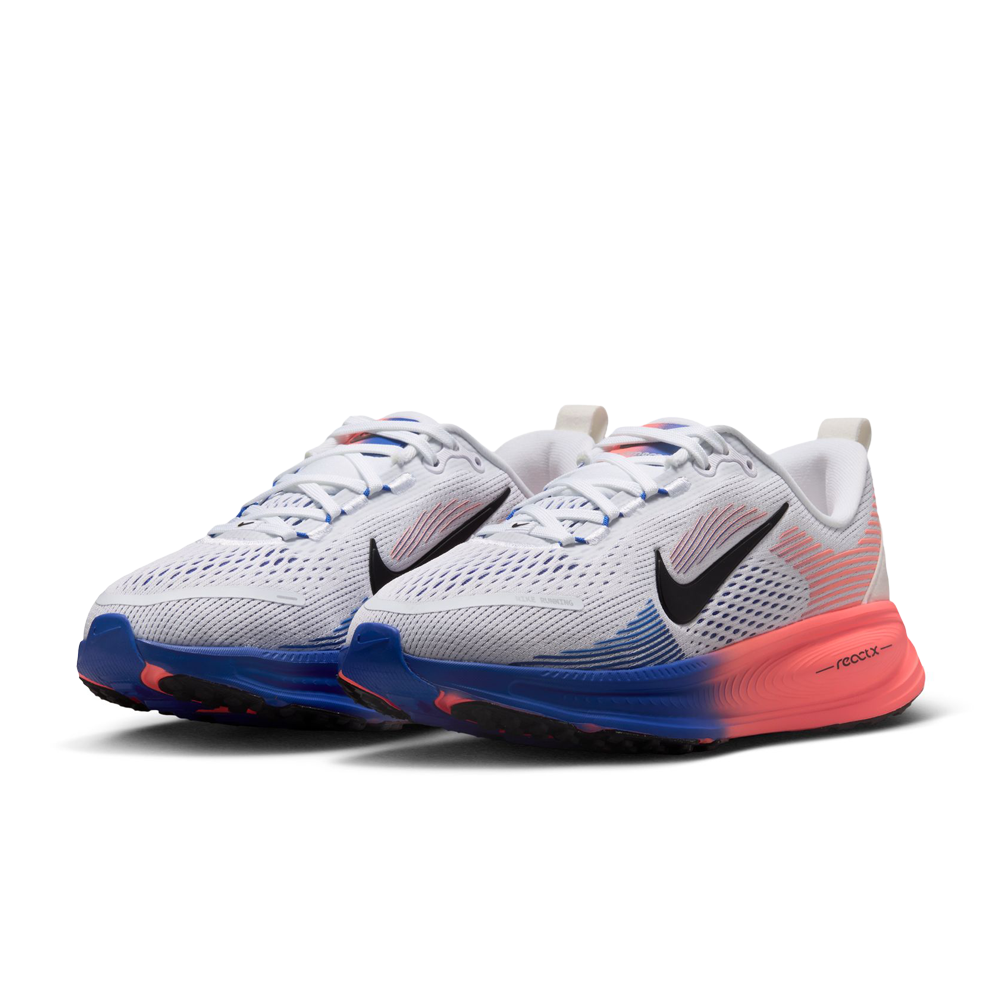 Nike Vomero 18 Junior Running Shoes - FA26