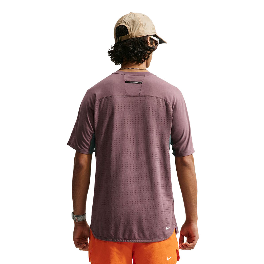 Nike ACG Dri-FIT ADV Solar Chase hombre trail camiseta running - FA26