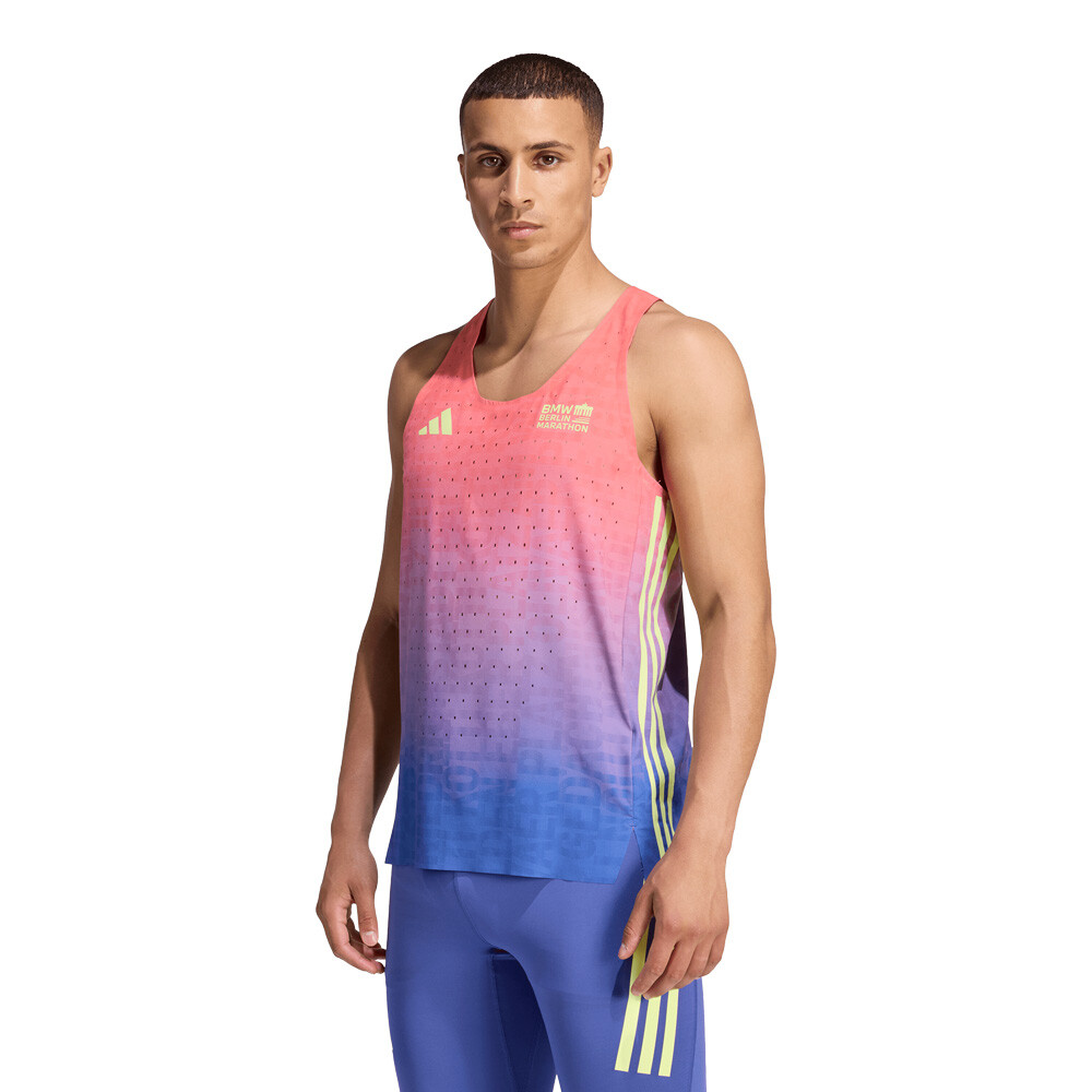 adidas Berlin Marathon Herren Laufen Leibchen - AW26 adidas Berlin Marathon Herren Laufen Leibchen - AW26