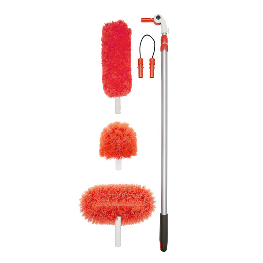 Long Reach Dusting System With Pivoting Heads