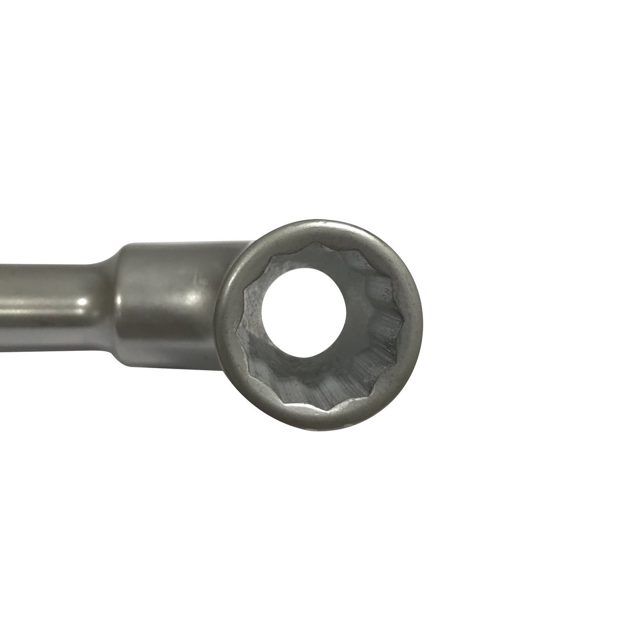 18 mm rear axle nut removal wrench tool Hilleater.ca