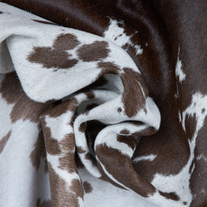 Cowhide Rug DEC23-100 (195cm x 200cm)