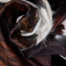 Cowhide Rug OCT25-055 (200cm x 180cm)