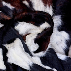Cowhide Rug AUG26-003 (220cm x 190cm)