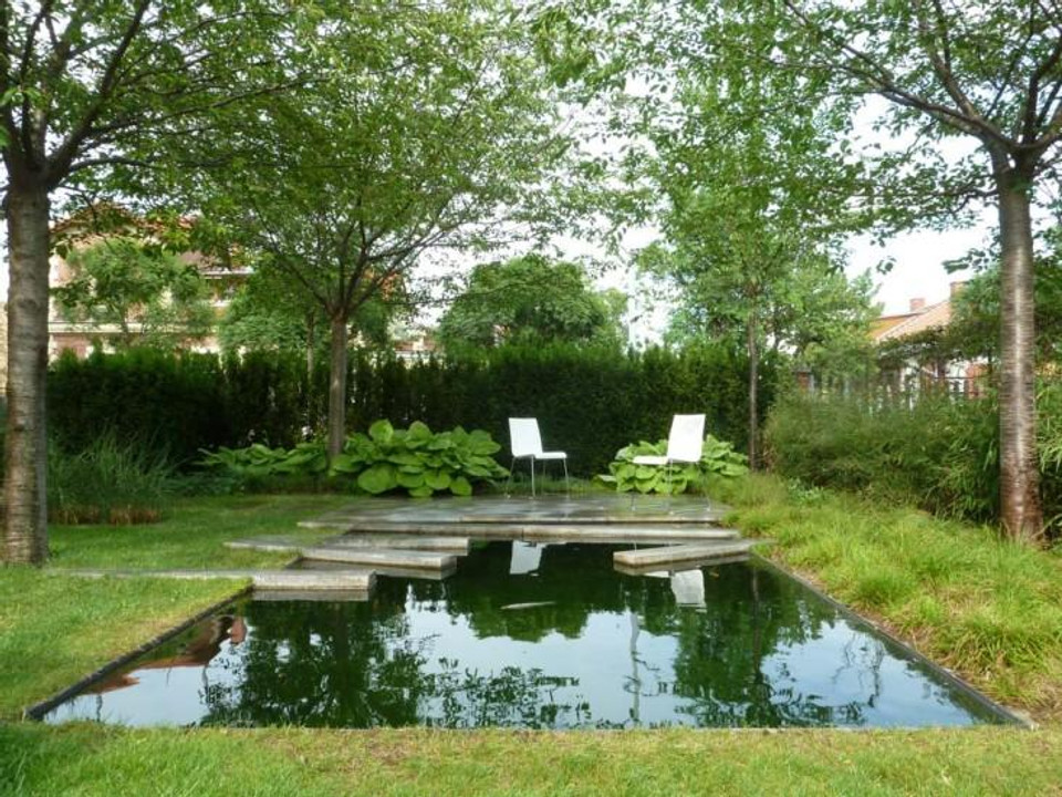 Boring Yard? Consider a Reflecting Pool