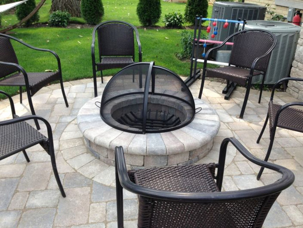 Pivot Spark Screen For 36" Diameter Fire Pit - Carbon Steel 3