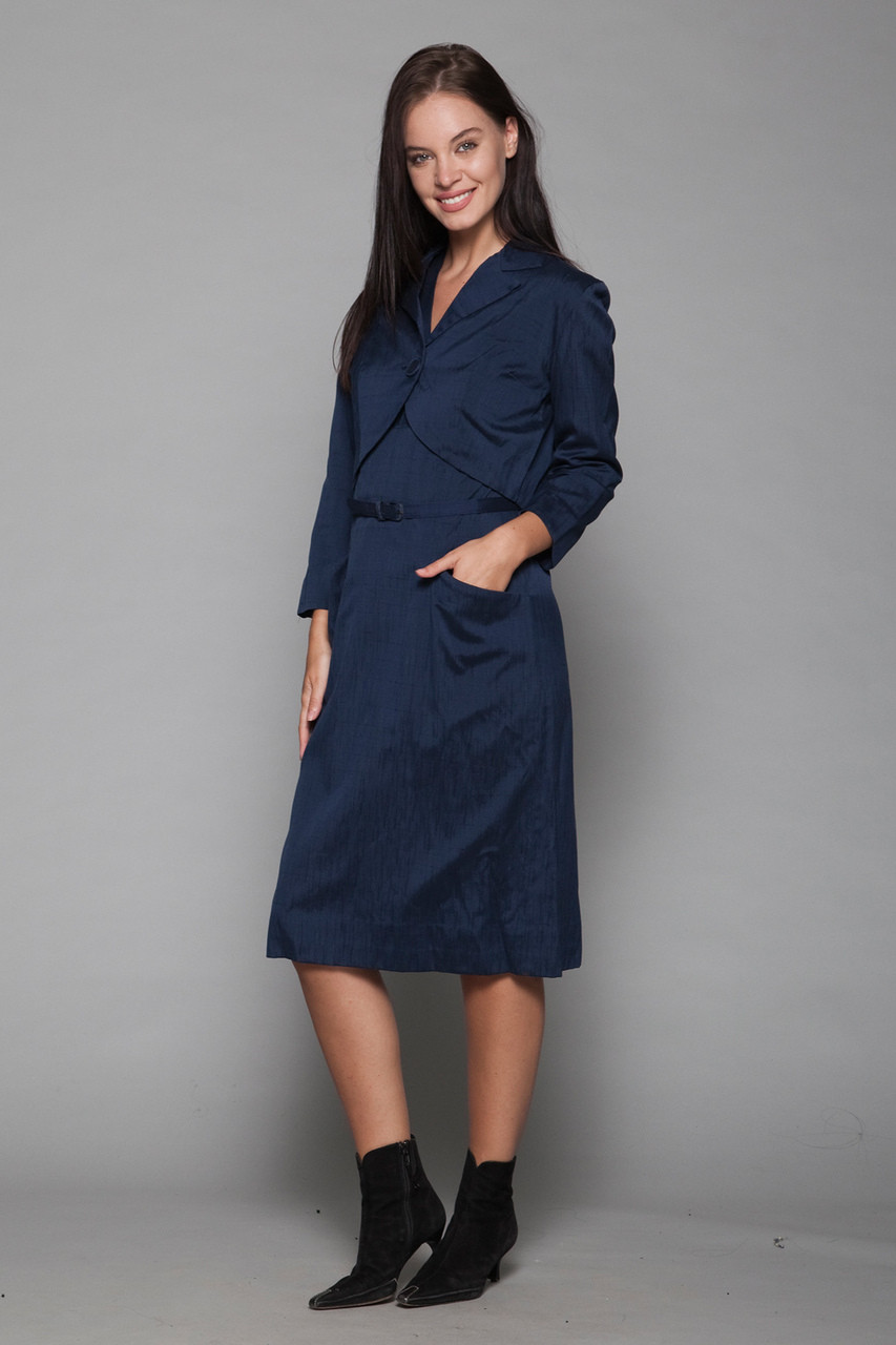 navy blue belted dress