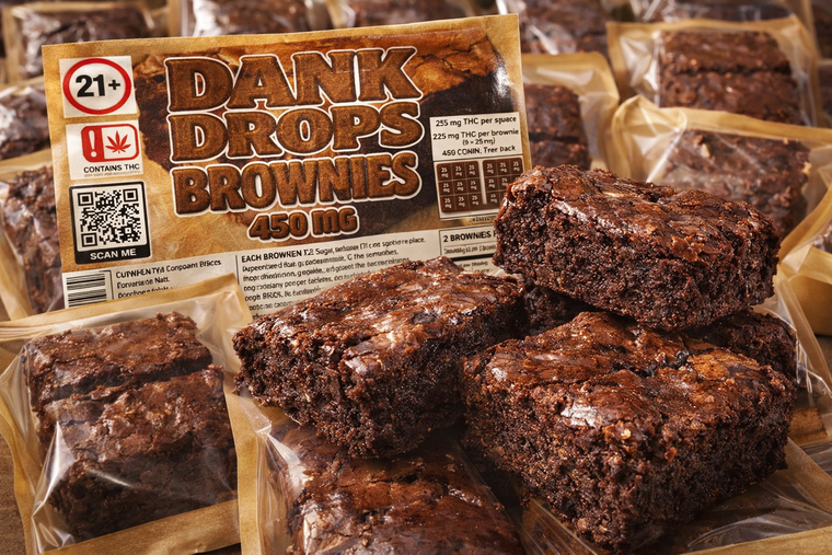 Dank Drops Underground420 Brownies – 450mg
Rich, chocolatey brownies infused with Underground420’s signature blend for a smooth, powerful edible experience.