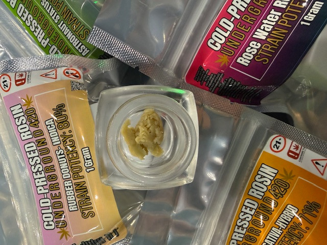 Cold-Pressed THCA Rosin – 1 Gram
Premium cold-pressed THCA rosin made from quality flower for a smooth, terpene-rich concentrate experience.