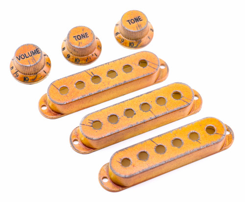 AGP ™ - Relic Fender ® Stratocaster Aged Pickups Covers 50/50/52mm and Knobs #1122352