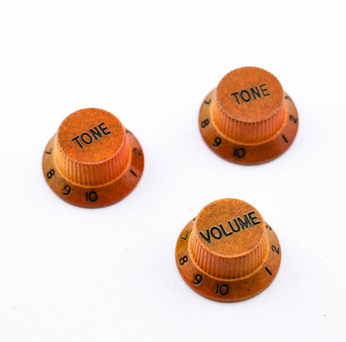 AGP ™ - Aged Relic Stratocaster ® Volume Tone Knobs 6mm Split Shafts #8172443