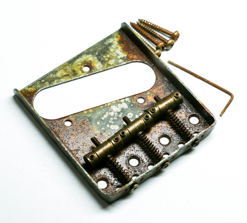 AGP ™ - Vintage Telecaster ® Aged Relic 3-Saddle Bridge with Notched Brass Saddles #1142522