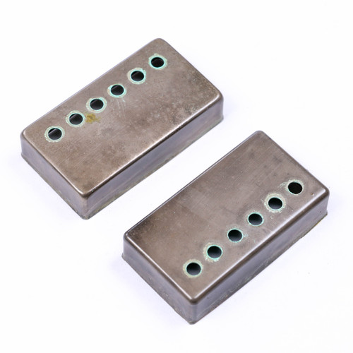 AGP ™ - Aged Relic Chrome Humbucker Cover Set 50mm Pole Spacing #412629