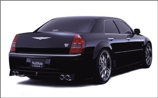 AE085-03 VeilSide 2005-2010 Chrysler 300C USA Model FRP Rear Bumper Spoiler