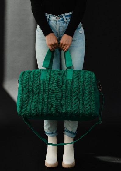 Kelly green cable knit duffel bag