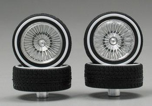 Pegasus - DZ'S Shallow Rims w/tires Chrome 1:24 - 1109