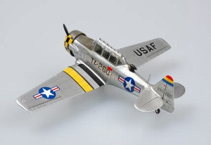 Hobby Boss Models - American T-6G Texan 1:72 - 80233