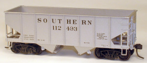 Accurail - Ho Usra Alum Hopper South - 2572