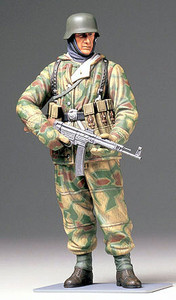 Tamiya Paint - Hobby Kits - Ww-Ii German Infantryman 1:16 - 36304 Tamiya Paint - Hobby Kits - Ww-Ii German Infantryman 1:16 - 36304