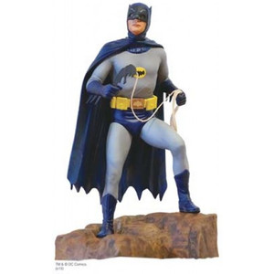 Aurora-Moebius Model Kits - 1966 Batman - 950 Aurora-Moebius Model Kits - 1966 Batman - 950